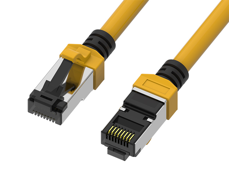 Dwukolorowy kabel krosowy F/UTP CAT.5E ekranowany